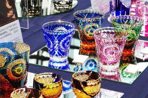 日本最大の江戸切子の祭典「江戸切子桜祭り」東急プラザ銀座で、花瓶やグラスなど最新作を“過去最多”で
