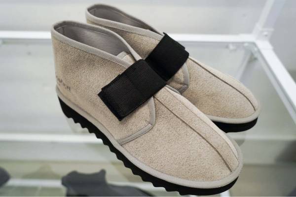 ハイクの22年秋冬新作軽量ベルトシューズ、フランスの老舗シューズメーカー「マルボー」とコラボ