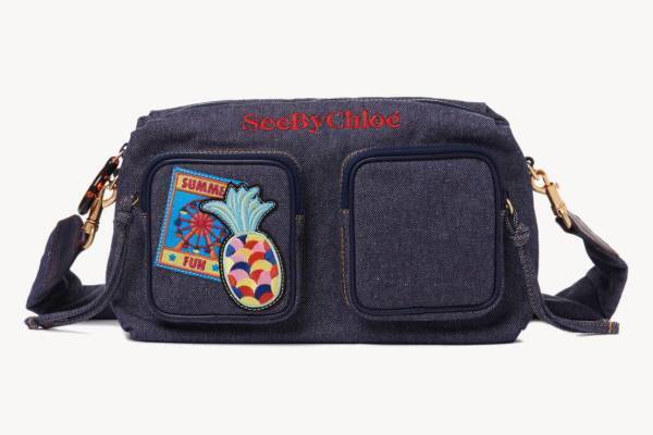 シーバイクロエ新作“アイスクリーム”が主役のトートバッグ＆“観覧車”パッチ付きカメラバッグ