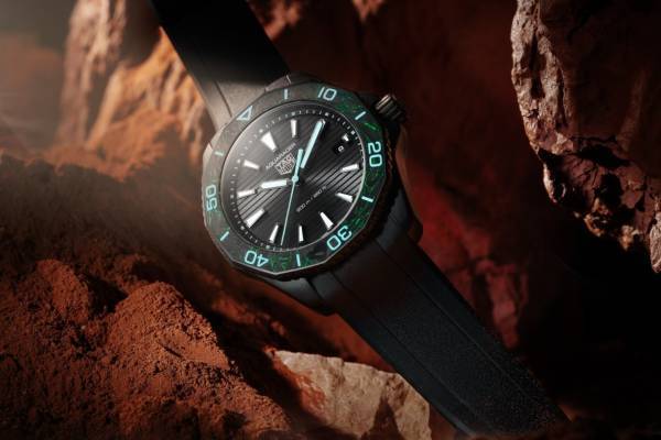 タグ・ホイヤー初ソーラー駆動型腕時計「アクアレーサー プロフェッショナル 200」充電2分で1日駆動