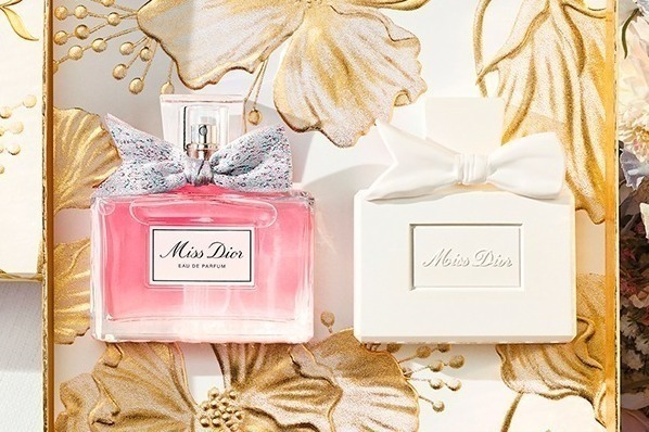 ディオール“香りを楽しむ”セラミックボトル付き「ミス ディオール」フレグランスキット
