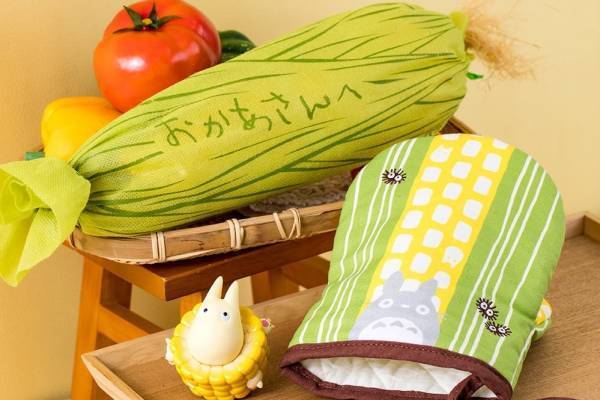 スタジオジブリ作品「となりのトトロ」の"とうもろこし”ギフトセット、ミトン＆マグネットフック