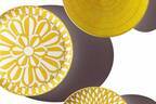 エルメス“太陽”に着想を得た新作テーブルウェア「ソレイユ ドゥ エルメス」ヤシの葉や花がモチーフ