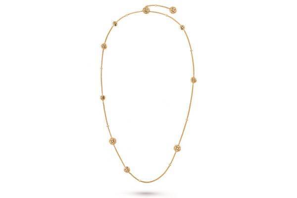 シャネル「カメリア コレクション」新作ロングネックレス、花が点々と咲くイエローゴールド＆ダイヤモンド