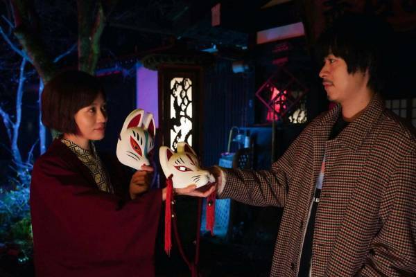 映画『コンビニエンス・ストーリー』成田凌×前田敦子、若き脚本家と妖艶な人妻の異世界アドベンチャー