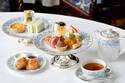 ホテルニューグランドの“クラシック”アフタヌーンティー、ミニプリンなど伝統スイーツ