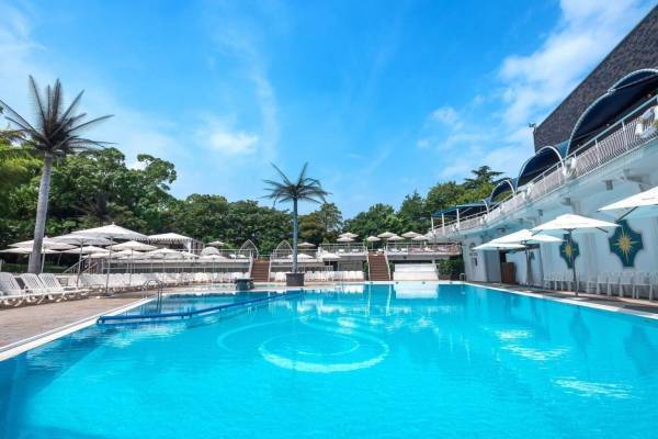 ホテルニューオータニ(東京)、都内ホテル最大級の温水屋外プールをGW期間にオープン