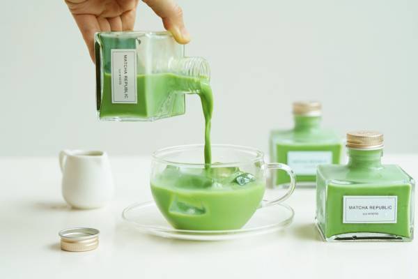 京都発の抹茶専門店「抹茶共和国」が渋谷ヒカリエに、“まるでインク”宇治抹茶ラテ&茶壷パンナコッタ