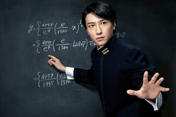 舞台『アルキメデスの大戦』鈴木拡樹が“前代未聞の頭脳戦”に挑む天才数学者に、東京ほか全国ツアー公演