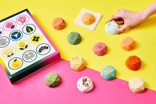 ラッシュ「日本の四季」着想のバスボムセット、“春の桜”や“秋の金木犀”など全12種