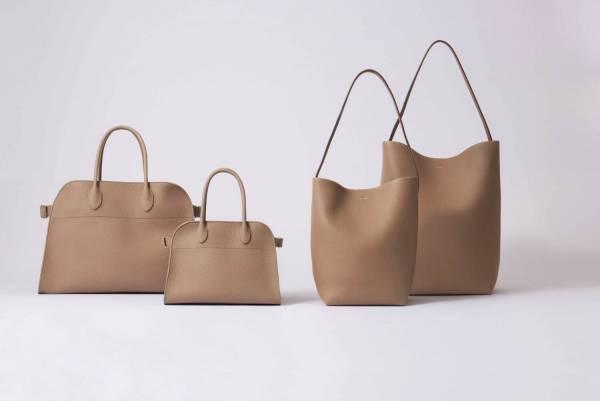 ザ・ロウのアイコンバッグ「マルゴー」「N/S パークトート」に日本限定カラー“ダークトープ”