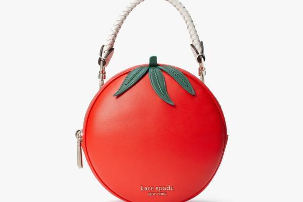 ケイト・スペード22年夏の新作バッグ、真っ赤なトマトのハンドバッグ＆ピンクグレープフルーツかごバッグ