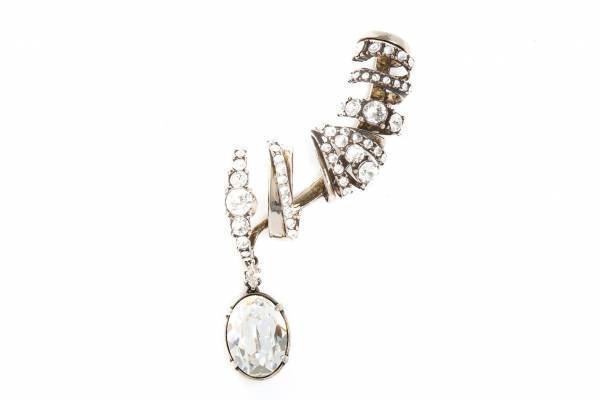 アレキサンダー・マックイーン新作ジュエリー、スワロフスキークリスタルが輝くアンティーク風