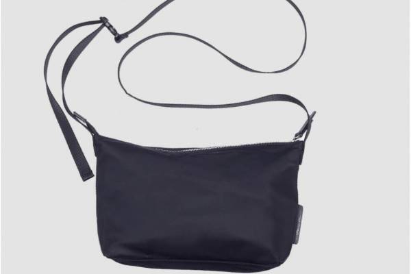 3.1フィリップ リム“ミニマル＆実用的”新ユニセックスバッグ「ディコンストラクション」