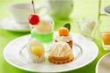 ホテル日航大阪“メロン尽くし”アフタヌーンティー、フレッシュメロン求肥包み＆メロン型ムース