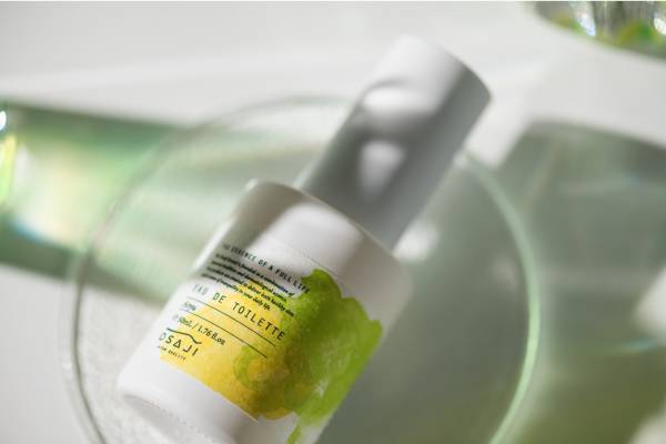 オサジ22年夏フレグランス - “青柚”主役のシャリっとほろ苦い、夏の恋のような香り