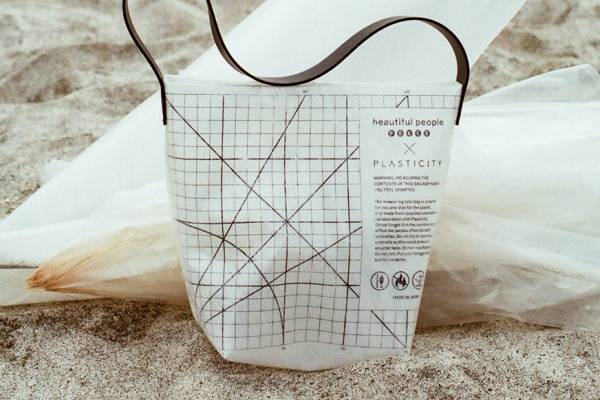 ビューティフルピープルフィールズ新作「ものさしトート」定規&グリッド線プリントの半透明バッグ