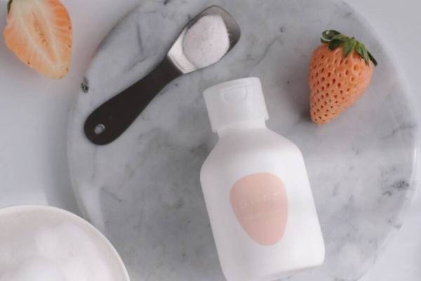 “白いちごコスメ”ホワイトイチゴの22年秋スキンケア、W酵素配合の洗顔パウダーで毛穴すっきり