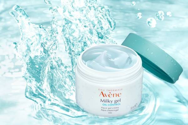 アベンヌ2022年夏コスメ、テカリを抑える保湿ジェルクリーム＆“マット肌持続”乳液