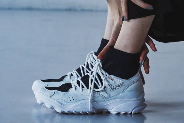 Y'sとアディダスのコラボスニーカー、高機能トレイル＆ハイクシューズを融合したユニセックスモデル