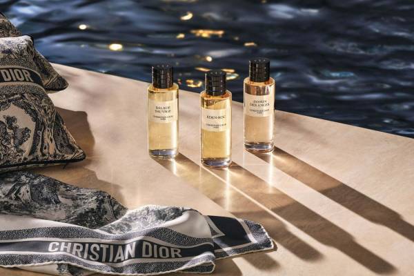 メゾン クリスチャン ディオール“南仏・リビエラ”着想のフレグランス、香水生まれのトラベル スプレー