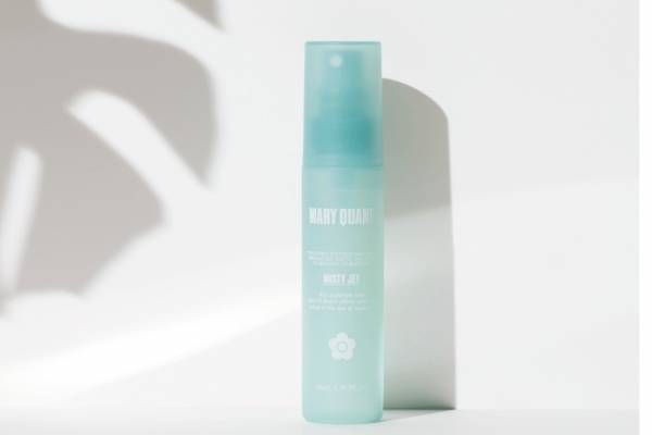 マリークヮント2022年夏スキンケア、ひんやりクールダウン“冷感”ミスト化粧水