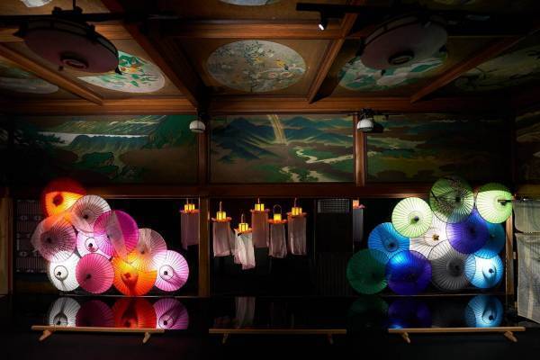 ホテル雅叙園東京「和のあかり×百段階段2022」光と影・百物語を楽しむアートイルミネーション