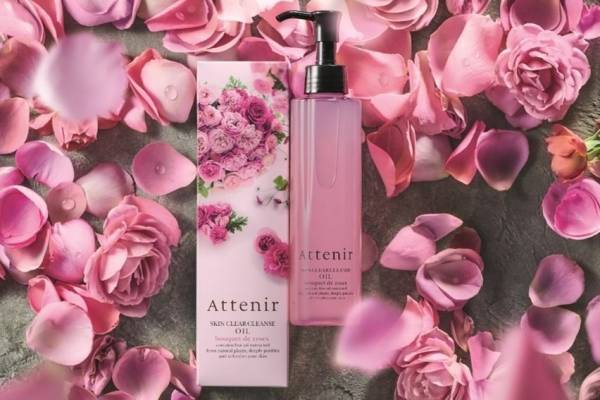 アテニア2022年夏コスメ「スキンクリア クレンズ オイル」希少なバラ使用のローズの香り