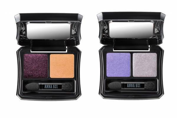 アナ スイ22年秋コスメ、“蝶ネクタイ”着想カラーの2色入りアイシャドウ＆クラシカルな限定ネイル