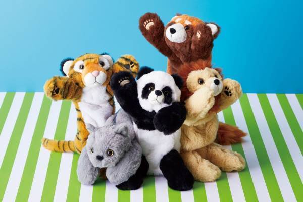 好きなポーズをとれる？！進化系ぬいぐるみペンポーチ、"骨格パーツ入り”でスマホスタンドにも