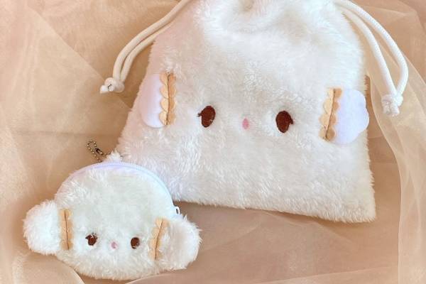 サンリオ「こぎみゅん」ふわふわ巾着＆さくらんぼ柄ポーチなど、サンキューマートとコラボで