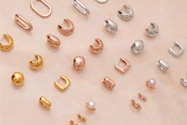 プラス ヴァンドーム新作ピアス＆イヤーカフ、輝くキュービックジルコニアや淡水パールを添えて