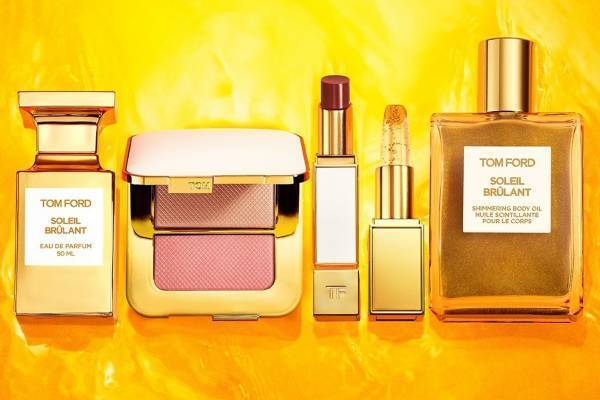 トム フォード ビューティ22年夏コスメ“太陽”イメージのフレグランス着想のアイ＆チーク パレット