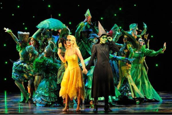 劇団四季がミュージカル『ウィキッド』を上演、JR東日本四季劇場[秋]で23年10月開幕