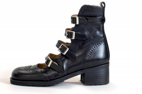 ジェーンマープル「4ストラップシューズ」“メダリオン付き”英国調ウィングチップシューズ