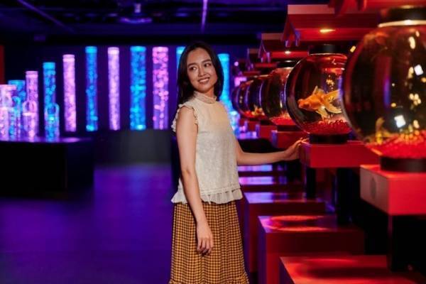 金魚アートの「アートアクアリウム美術館 GINZA」で夏イベント、風鈴トンネルや清涼感UP金魚の滝