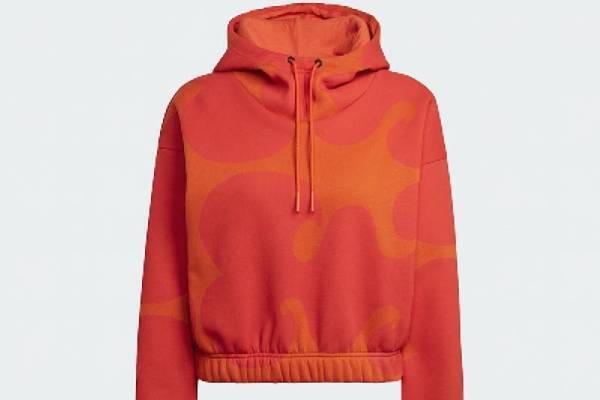 マリメッコ×アディダス第4弾、“カラフル波模様”のランニングシューズやヨガウェア