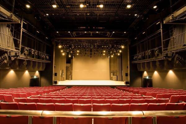 「アイマショウ」東京・有楽町に“全席SS席”の新劇場誕生、クリエイティブディレクターに箭内道彦