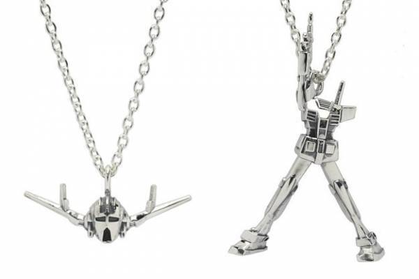 ジャムホームメイドから『機動戦士ガンダム』“ラストシューティング”を再現したシルバーネックレス