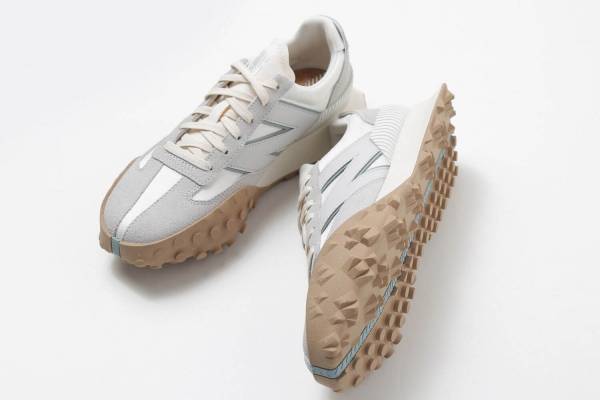 エミ×ニューバランス「XC-72」の新作コラボスニーカー、オリジナル配色＆リサイクル素材で