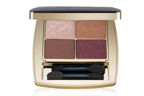 エスティ ローダー22年秋コスメ、待望の次世代アイ パレット＆リップスティック人気色がチークに