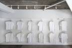 白T専門店「シロティ」×黒T専門店「クロティ」限定ショップが東京に、約100種類の無地Tシャツ集結