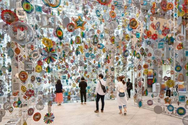 「ヨコハマトリエンナーレ2023」横浜美術館ほかで開催、現代アートの国際展“初めて冬の時期”に