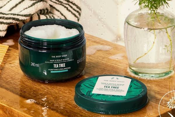 ザボディショップ「ティーツリー」新作“ひんやり冷感”スクラブ入りシャンプー＆オールインワンジェル