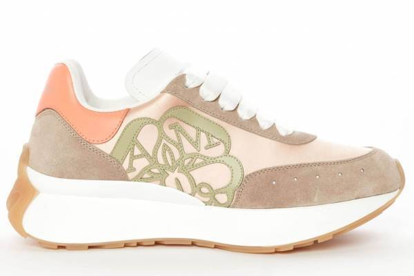 アレキサンダー・マックイーンのスニーカー「スプリントランナー」新色、上品ローズや鮮やかブルー