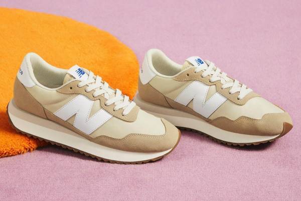 ニューバランスのスニーカー「237」22年秋冬の新色、ベージュやグレーが新登場