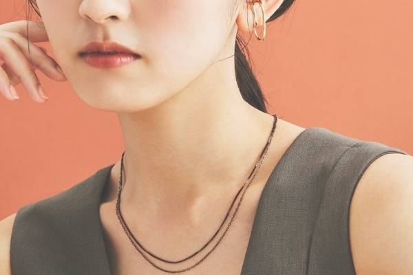 ジュエッテ新作「パーソナルカラー」ジュエリーセット、ゴールドカラーのスプリングやシルバーのサマー