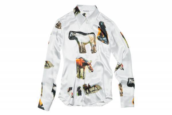 アクネ ストゥディオズ“馬”やフルーツモチーフのコラージュプリント、サテンドレスやシャツなど