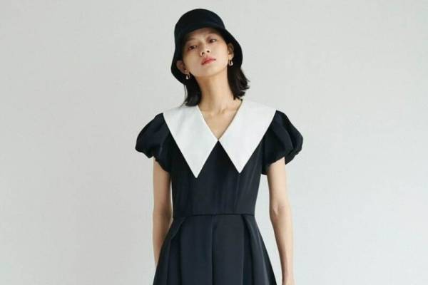 スナイデル22年秋の新作、クラシカルな襟付きワンピ＆“後ろ姿まで美しい”花柄ドレス