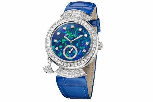 ブルガリ「ディーヴァ ドリーム」新作腕時計、“時を知らせる”優美な音色×オパールダイヤル